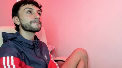 Snapshot of santi_mateo chatting on January 20, 3:50 pm Santi online show from January 20, 3:50 pm