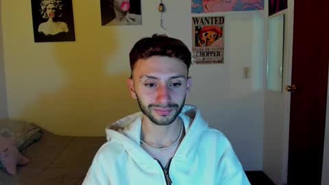 Snapshot of santi_mateo chatting on September 21, 4:47 am Santi online show from September 21, 4:47 am