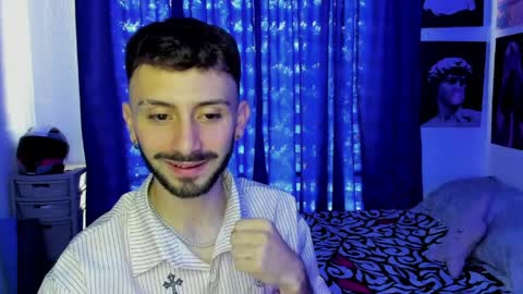 Santi online show from April 2, 3:42 pm