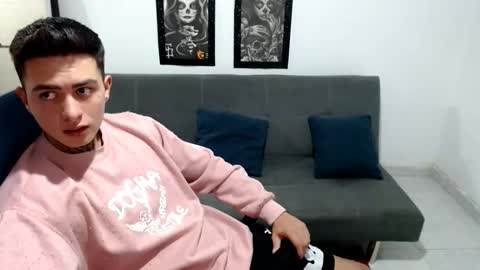 santi_ss online show from November 5, 2:11 am