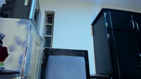 Snapshot of santi_twink19 chatting on March 1, 6:26 am santi_twink19 online show from March 1, 6:26 am