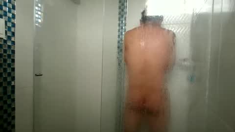 Snapshot of santiagolover1324 chatting on February 22, 6:39 pm santiagolover1324 online show from February 22, 6:39 pm