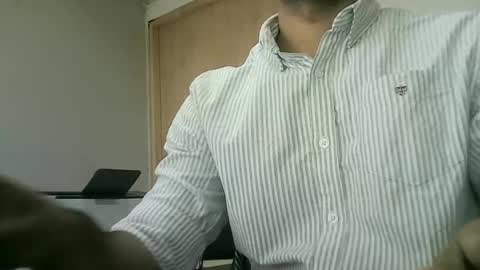 Snapshot of santiagooficial18 chatting on January 7, 6:03 pm Santiago online show from January 7, 6:03 pm