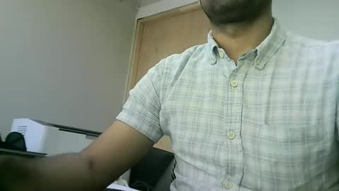 Snapshot of santiagooficial18 chatting on January 23, 7:18 pm Santiago online show from January 23, 7:18 pm