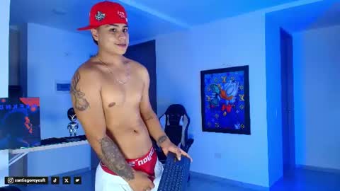 santiagoreyesftt online show from July 10, 3:44 am