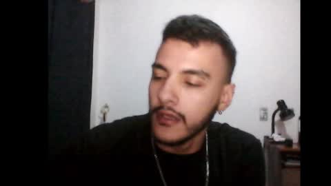 Snapshot of santiexxx chatting on September 29, 12:38 am santiexxx online show from September 29, 12:38 am