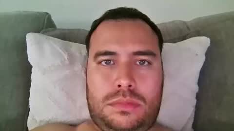 Snapshot of santimarley12 chatting on May 7, 12:38 am Thiago.... online show from May 7, 12:38 am