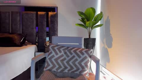 Santiago Seans online show from October 14, 1:34 pm