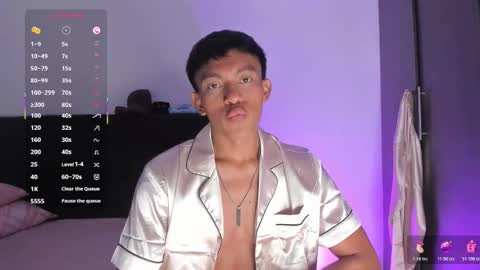 santi online show from February 13, 10:39 pm