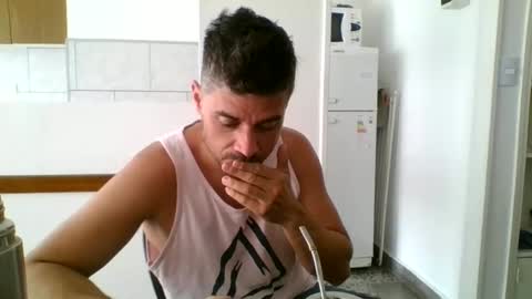 Snapshot of santinogc chatting on January 11, 5:18 pm Nalguitas online show from January 11, 5:18 pm