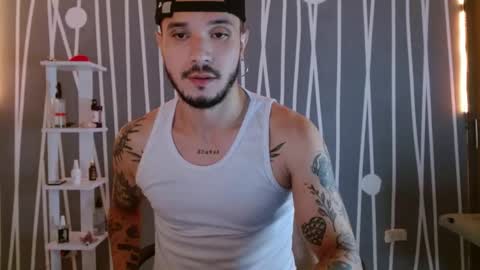 Santy Torres online show from February 25, 3:31 am