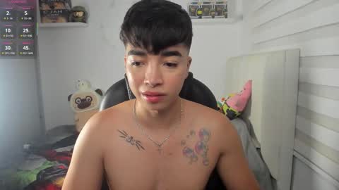 Mr. Santiago online show from February 10, 1:37 pm