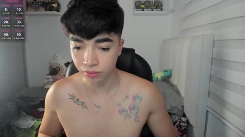 Mr. Santiago online show from February 26, 1:43 pm