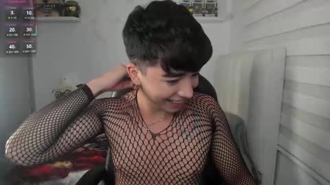 Mr. Santiago online show from March 8, 1:37 pm