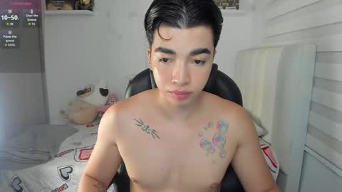 Mr. Santiago online show from May 19, 1:39 pm