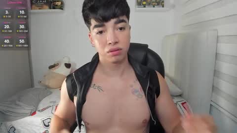 Mr. Santiago online show from May 24, 1:38 pm