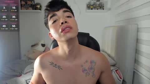 Mr. Santiago online show from May 27, 1:41 pm