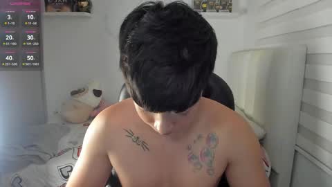 Mr. Santiago online show from May 30, 1:52 pm