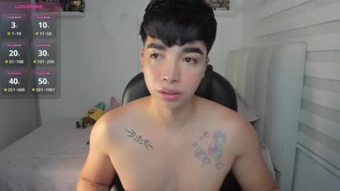 Mr. Santiago online show from June 25, 8:13 pm