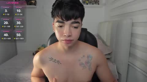 Mr. Santiago online show from June 26, 1:26 pm