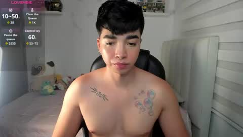 Mr. Santiago online show from July 30, 8:08 pm