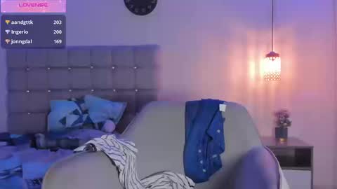 santy_stump online show from September 12, 9:15 pm