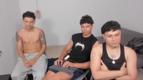 santy_stump online show from June 8, 7:03 pm