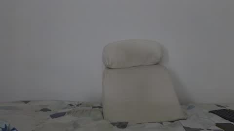 Snapshot of santybig18 chatting on February 8, 10:51 pm santybig18 online show from February 8, 10:51 pm