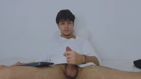 Snapshot of santybig18 chatting on February 23, 5:45 am santybig18 online show from February 23, 5:45 am