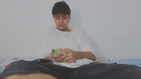 Snapshot of santybig18 chatting on March 7, 4:02 am santybig18 online show from March 7, 4:02 am