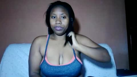 Snapshot of sanyah513 chatting on May 4, 8:54 am sanya online show from May 4, 8:54 am