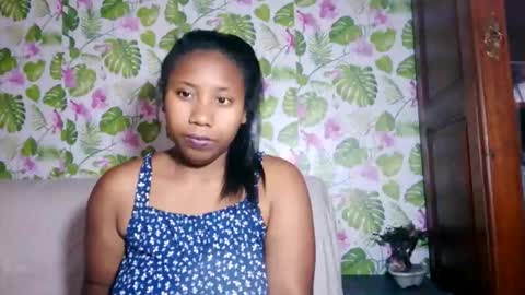 Snapshot of sanyah513 chatting on June 5, 8:09 am sanya online show from June 5, 8:09 am