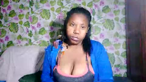 Snapshot of sanyah513 chatting on June 9, 7:47 pm sanya online show from June 9, 7:47 pm