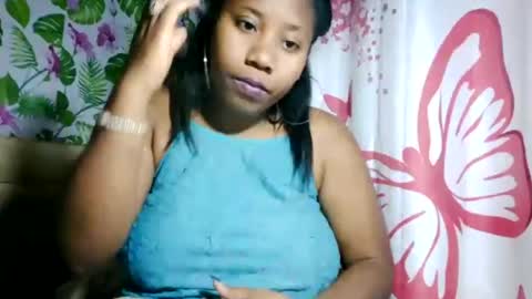 Snapshot of sanyah513 chatting on June 23, 6:50 pm sanya online show from June 23, 6:50 pm