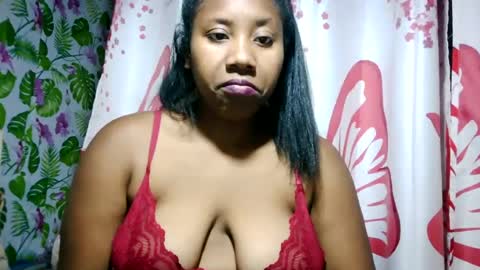 Snapshot of sanyah513 chatting on June 26, 1:04 pm sanya online show from June 26, 1:04 pm