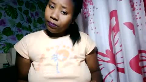 Snapshot of sanyah513 chatting on June 27, 12:22 pm sanya online show from June 27, 12:22 pm