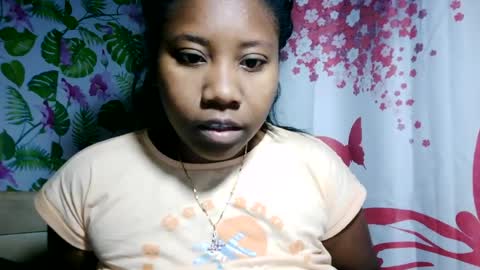 Snapshot of sanyah513 chatting on July 4, 2:51 am sanya online show from July 4, 2:51 am