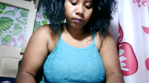Snapshot of sanyah513 chatting on July 13, 12:30 pm sanya online show from July 13, 12:30 pm