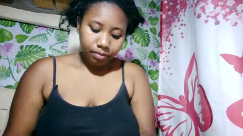 Snapshot of sanyah513 chatting on July 28, 1:10 pm sanya online show from July 28, 1:10 pm