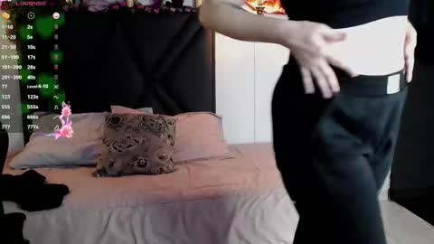 sanyaseraphine0 online show from September 26, 7:29 pm