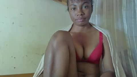 saphia online show from September 28, 11:15 am