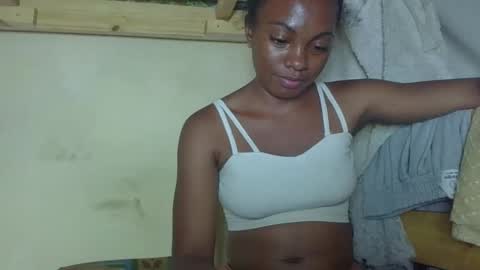 saphia online show from October 10, 5:01 pm