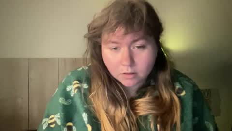 saphiebonnie online show from April 3, 3:10 pm