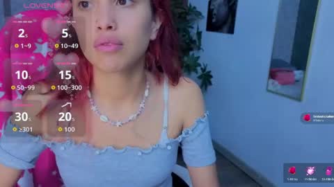 Snapshot of saphiire_ chatting on June 9, 2:39 pm saphi online show from June 9, 2:39 pm