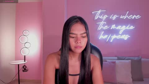 Saphira James online show from May 30, 2:19 am