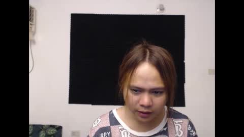Snapshot of sapiosexualasiantrans chatting on May 1, 7:35 am Casey online show from May 1, 7:35 am