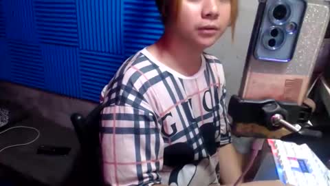 Snapshot of sapiosexualasiantrans chatting on June 9, 10:38 am Casey online show from June 9, 10:38 am