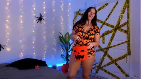 sapphir3xoxo online show from October 23, 11:03 pm