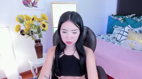 Snapshot of sapphira_dalmau chatting on November 26, 7:59 pm Safira online show from November 26, 7:59 pm