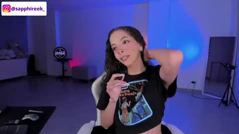 Snapshot of sapphire_venus chatting on June 21, 12:46 am Valerin online show from June 21, 12:46 am
